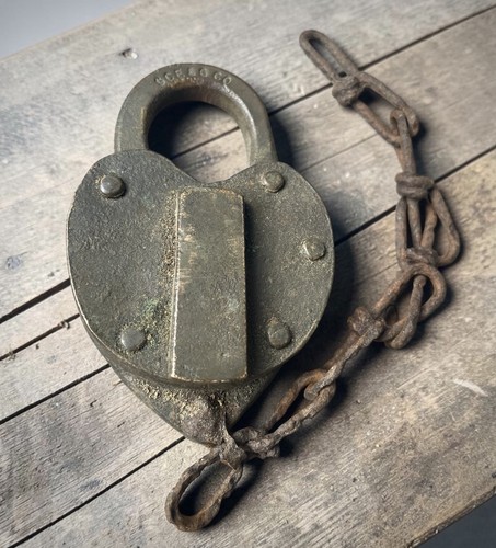 Vintage padlock heart - vintage, shaped